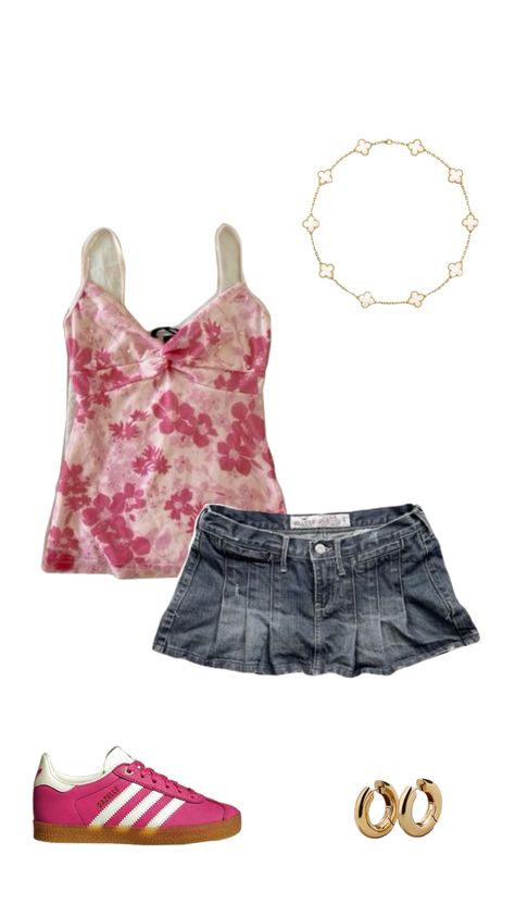 𝐛𝐞𝐚𝐜𝐡 𝐨𝐮𝐭𝐟𝐢𝐭 🩷 #outfit #beach #pink #style Cute Summer Beach Outfits, Beach Resort Outfits, Summer Y2k Outfits, Summer Beach Outfits, Beach Pink, Resort Outfit, Summer Beach Outfit, Beach Outfits, Y2k Summer