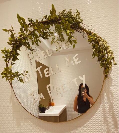 mirror selfie. mirror decor. wall decor. aesthetic. feed me and tell me i'm pretty. boston. #aesthetic #mirror Mirror Wall Selfie, Mirror Selfie Decor, Selfie Mirror Decor, Salon Selfie Wall, Brutal Fruit, Do Selfie, Boston Aesthetic, Decorated Mirror, Wine Garden