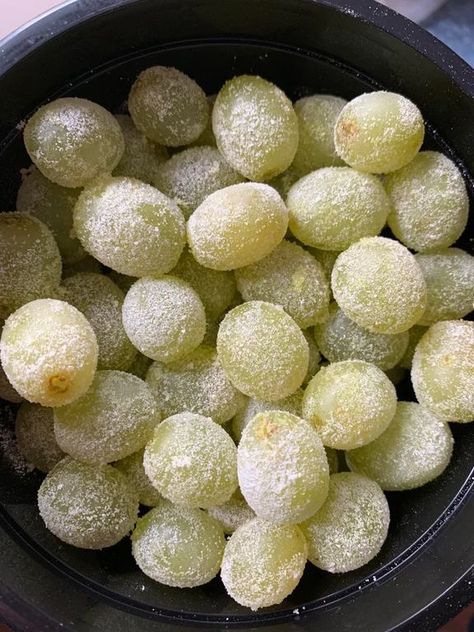 Green Grape Recipes Ideas, Healthy Food Motivation, Vegan Keto, Think Food, Low Cal, Favorite Snack, Food Obsession, Sweet Snacks, Pretty Food