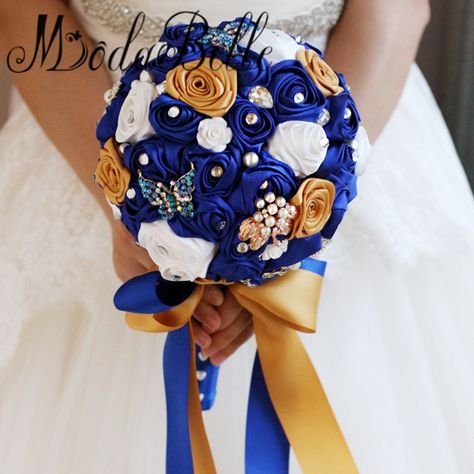 Bouquet Royal Blue, Royal Blue Bouquet, Wedding Processional Order, Royal Blue Wedding Decorations, Rose Bride, Gold Wedding Flowers, Blue Wedding Decorations, African Bridal Dress, Blue Brooch