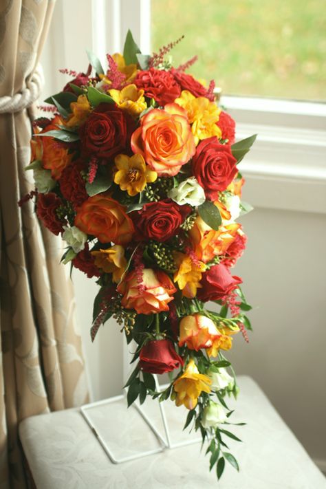 Teardrop Bouquet, Cascading Wedding Bouquets, Table Arrangements Wedding, Bridal Bouquet Fall, Silk Wedding Bouquets, Autumn Bride, Fall Wedding Bouquets, Fall Wedding Flowers, Bride Photography