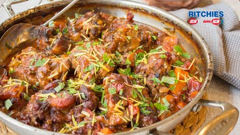 Italian style oxtail stew - Love Food Oxtail Stew Recipe, Italian Stew, Oxtail Stew, Oxtail Recipes, Recipes Italian, South African Recipes, Italian Dinner, Mashed Potato, Creamy Mashed Potatoes