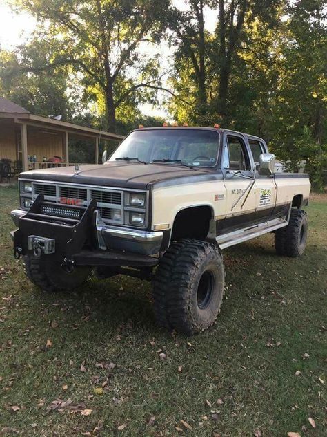 Lifted Gmc, Future Trucks, Mud Trucks, Lifted Chevy, Lifted Chevy Trucks, Chevy Pickup Trucks, Gmc Pickup, Jacked Up Trucks, Truck Yeah