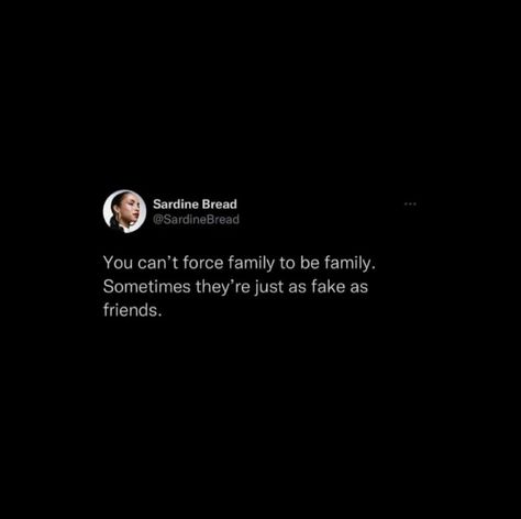 Family Is Fake Quotes, Quotes About Liars Friends, Shady Posts Quotes, Fake Family Tweets, Quotes About Fake Family, Fake Friends Quotes Betrayal, Fake Friends Tweets, Fake Family Quotes, Toxic Family Quotes