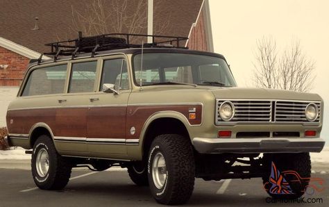 1973 International Travelall 1110, 4x4, Woody,Automatic 392 V8, A/C, Loaded. 89K International Travelall, Jeep Scout, International Harvester Scout, International Harvester Truck, International Scout, Gmc Truck, International Harvester, Chevrolet Trucks, Us Cars