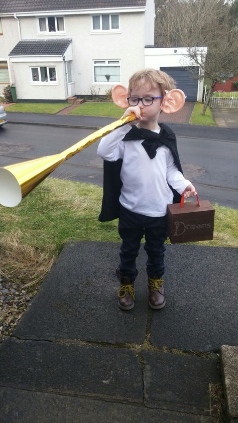 BFG costume. World book day 2016 The Bfg Costume Ideas, Bfg Costume Diy, World Book Day Ideas For Boys, Boys World Book Day Ideas, World Book Day Costumes Boys, Bfg Costume, Roald Dahl Costumes, Literary Costumes, Roald Dahl Fancy Dress