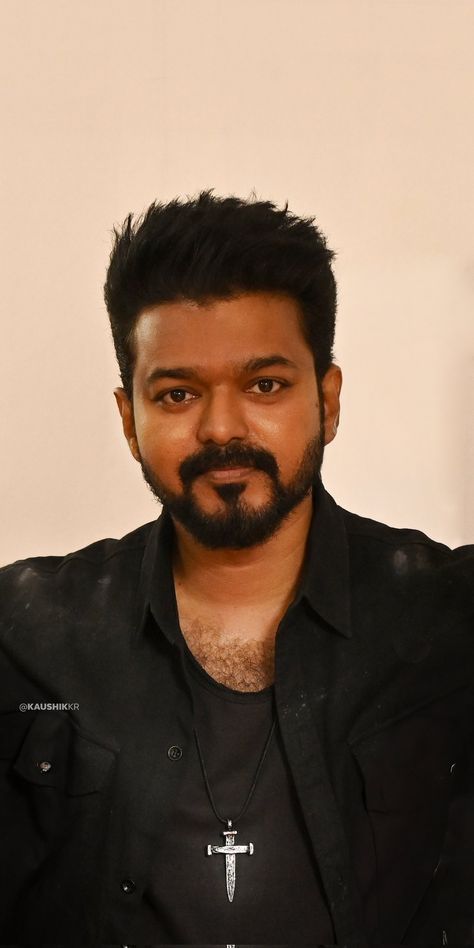 Vijay Hairstyle, Leo Haircut, Ms Dhoni Movie, 4k Portrait Wallpaper, Actor Vijay Hd Wallpaper New, Thalapathi Vijay, Twin Baby Names, Virat Kohli Portrait Photography, Joseph Vijay