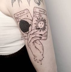 The Moon Tattoo, Witchy Tattoos, Mangas Tattoo, Tarot Tattoo, Tarot Card Tattoo, Elements Tattoo, Witch Tattoo, Fantasy Tattoos, Magic Tattoo