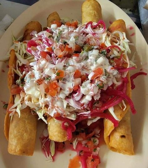 Honduras Food Recipes, Honduran Food, Honduras Food, Honduran Recipes, Salvadorian Food, Healthy Pantry, Mexican Breakfast Recipes, Hispanic Food, Food Babe