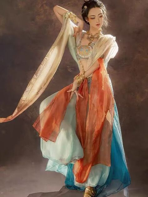 Dunhuang Hanfu, Dunhuang Feitian, Dancer Artwork, Dance Forms, Blue Costume, Fairy Photoshoot, Chinese Dance, Chinese Aesthetic, Indian Princess