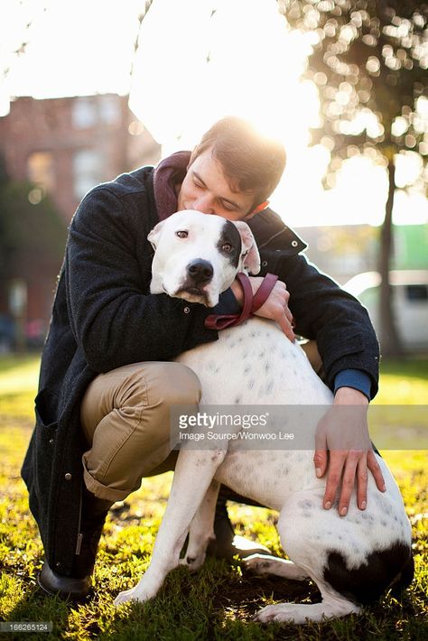 Hugging Dog, Dog Hug, People Hugging, Man Hug, Dogs Hugging, Photos With Dog, Dog Poses, I Like Dogs, What Dogs