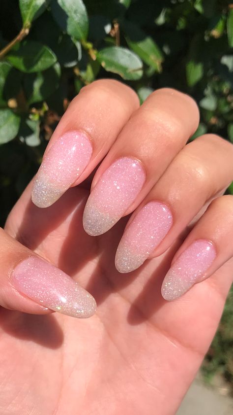 Clear dip powder with sparkles on natural nails Long Almond Acrylic Nails Sparkly, Clear Sparkle Dip Powder Nails, Clear With Sparkle Nails, Clear Glitter Acrylic Nails Short, Clear Pink Sparkle Nails, Sparkle Powder Nails, Pink Sparkle Nails Almond, Sparkly Dip Powder Nails, Sparkly Clear Nails