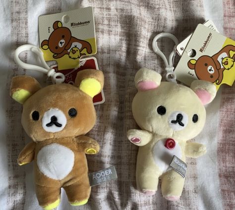 Rilakkuma Merch, Rilakkuma Keychain, Rilakkuma And Korilakkuma, Choco Biscuit, Rilakkuma Korilakkuma, Stationary Items, Matching Keychains, Cute Stationary, Dark Outfits