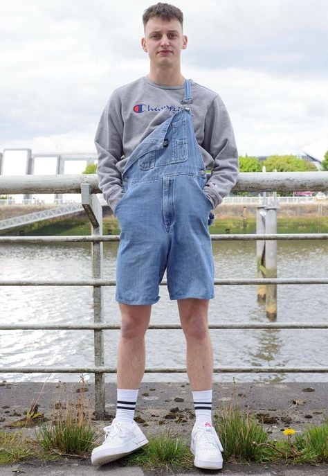 Overall Shorts Outfit Men, Alternative Fashion Men, Overall Shorts Outfit, Men Overall, Mens Shorts Outfits, Overall Outfit, Bib Overalls, Mens Fashion Streetwear, Overall Shorts