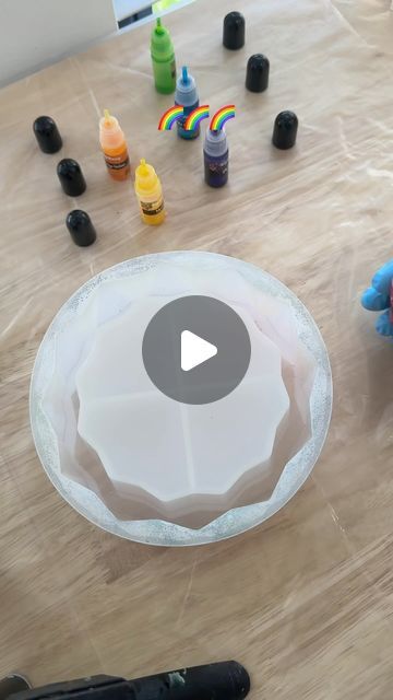 Expoy Resin Crafts, Resin Jars With Lids Ideas, Epoxy Resin Crafts For Beginners Videos, Easy Resin Crafts For Beginners, Epoxy Resin Crafts Ideas, Unique Resin Ideas, Christmas Resin Ideas, Alcohol Ink Ideas Tutorials, Resin Things