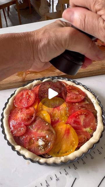 Beth Le Manach | Food Creator on Instagram: "One of my favorite easy summer lunch ideas! Tomatoes are so good right now if you’re looking for an impressive one for an easy summer lunch, this is it! #summerlunch #tomatotuesday #tomatotart #easylunchideas" Easy Summer Lunch Ideas, Summer Lunch Ideas, Entertaining With Beth, Tomato Tart, Summer Lunch, Easy Lunches, Easy Summer, Lunch Ideas, Tomatoes