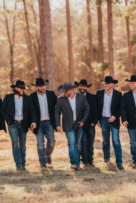 Groom and his groomsmen Vaquero Wedding Groom, Groomsman Jeans Attire, Country Wedding Male Outfit, Ranch Wedding Groomsmen, Country Men Outfits Wedding, Mens Cowboy Wedding Outfit, Groomens Attire Western, Suit Jacket With Jeans For Men Wedding, Western Wedding Suits Groom