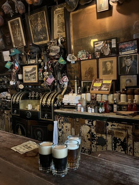 Mcsorley's Old Ale House Nyc, Old Irish Pub, Old Fashioned Bar, Old English Pub, Cozy Aesthetics, Antique Cafe, Pub Ideas, Custom Home Bars, Bar Stuff