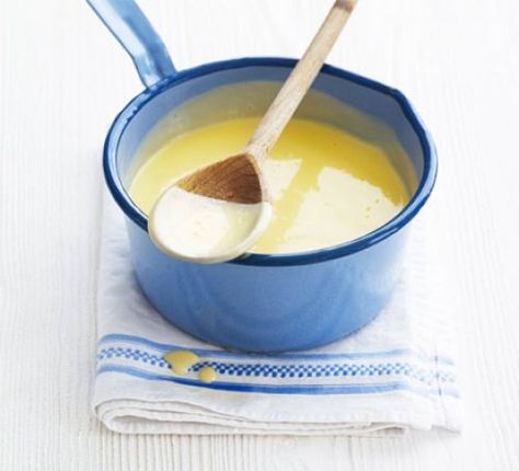 Home made custard actually gets its colour from egg yolk. Egg yolk in custard!? I never knew! How To Make Custard, Custard Slice, Plum Tart, Custard Recipe, Homemade Custard, Weaning Recipes, Bread And Butter Pudding, Food Homemade, Custard Tart