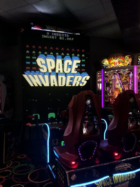 Eclipse Aesthetic, Space Invaders Arcade, Space Invaders Game, Arcade Aesthetic, Game Aesthetic, Space Invaders, Big Little, Game Night, Arcade Games