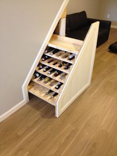 Under stair wine storage Under Stairs Wine Cellar, Closet Under Stairs, تحت الدرج, Stairs Storage, Staircase Storage, Home Wine Cellars, Under Stairs Cupboard, Basement Storage, Under The Stairs