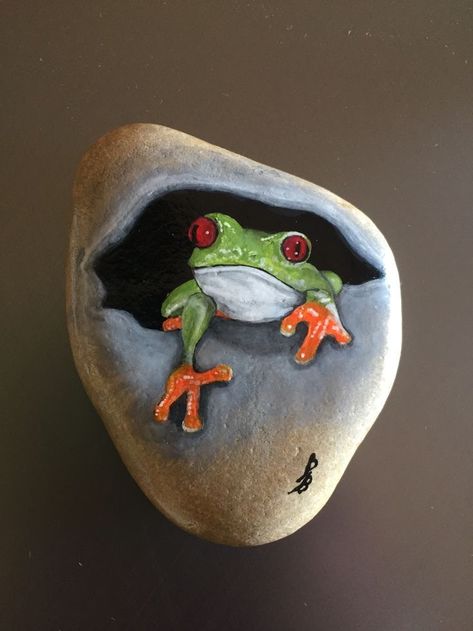 Frog On A Rock Drawing, Rock Painting Frogs Stones, Turtle Painted Rocks, Garden Rock Art, Rock Painting Tutorial, Diy Rock Art, Painted Rock Animals, Art Pierre, Stone Art Painting