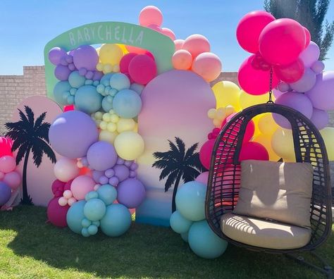 Baby Chella Party, Summer Picnic Decor, Coachella Balloon Garland, Coachella Baby Shower Ideas, Coachella Balloons, Coachella Kids Party, Pool Party Photo Backdrop, Coachella Theme Party Decoration, Kidchella Party Ideas