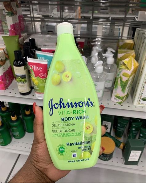 Johnson Body Wash, Body Hygiene, Hygiene Care, Bath And Body Works Perfume, Shower Skin Care, Body Smells, Skin Essentials, Bath And Body Care, Body Care Routine