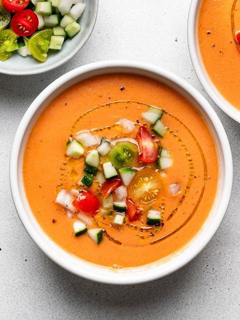 Easy Gazpacho Recipe - Sandra Valvassori Tomato Gazpacho Recipe, Easy Gazpacho, Cucumber Gazpacho, Tomato Gazpacho, Gazpacho Soup, Gourmet Food Plating, Gazpacho Recipe, Chilled Soup, Summer Produce