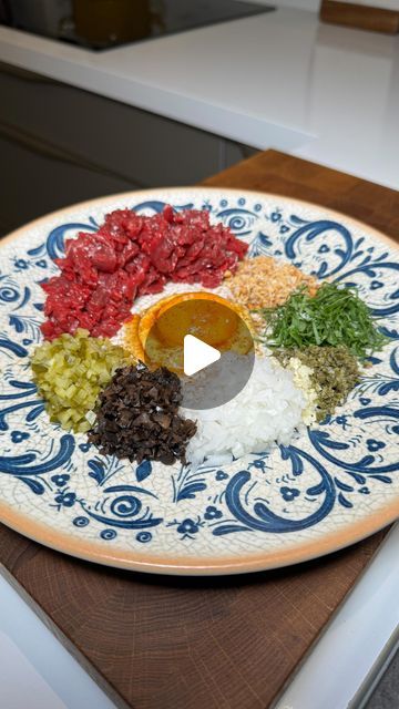 Tartare Recipe, Food Meat, Recipes Yummy, January 21, Foodie Food, Beef Recipes, Mozzarella, Chef, Audio