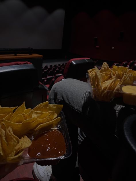 Cute Drive In Movie Pictures Couples, Movies With Boyfriend Pictures, Ipic Theater Date, Couples Movie Theater Date, On A Date Pictures, Couple Date Aesthetic Faceless, At The Movies With Boyfriend, Couple Movie Pictures, Couples On Dates Aesthetic