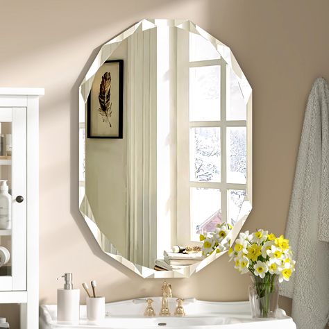 Bevelled mirror wall