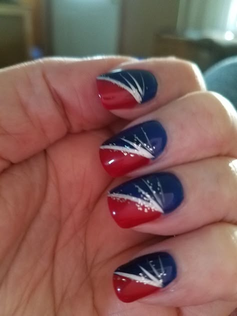 Simple 4th Of July Nails French Tip, Firework Nails Design 4th Of July, Fourth Of July Nails Gel, Americana Nails, 4th Of July Gel Nails, July Nails Ideas, Forth Of July Nails, Panther Nails, Steelers Nails