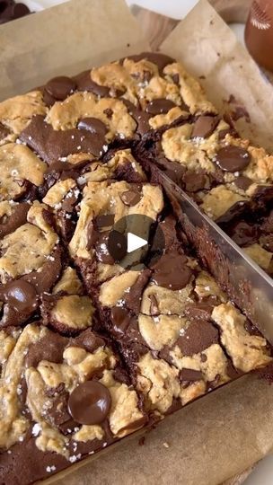 73K views · 16K reactions | Brookie 🍫

Recipe by @partagesderecettes 

Ingredients:

Brownie Layer:

	•	3 eggs
	•	230g sugar
	•	100g flour
	•	2 tbsp unsweetened cocoa
	•	170g butter
	•	200g dark chocolate

Cookie Dough:

	•	115g melted butter
	•	230g flour
	•	1 egg
	•	1 tbsp vanilla
	•	165g light brown sugar
	•	120g chocolate chips

Instructions:

	1.	Brownie: Melt the butter and chocolate. Whisk eggs with sugar, then add the melted chocolate. Fold in flour and cocoa. Pour into a 25 cm pan.
	2.	Cookie Dough: Mix melted butter and sugar. Add vanilla, egg, and flour. Stir in chocolate chips.
	3.	Assemble: Drop cookie dough over brownie batter. Bake at 190°C for 25-30 minutes.

Enjoy your brookie!

#brownies #cookies #brookies | Foodie | Recipe | Delicious Brown Butter Brookies Recipe, Brookie Brownies, Brookies Recipe Cookie Brownies, Brookies Recipes, Brownie Batter Recipe, Brookie Recipe, Brookies Recipe, Protein Dessert Recipes, Crumble Cookie Recipe