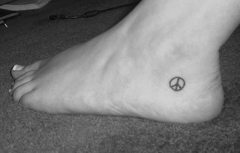 maybe. Peace Sign Tattoo, Peace Sign Tattoos, Peace Tattoos, Tattoo Ankle, Sign Tattoo, Stick N Poke Tattoo, Temp Tattoo, Poke Tattoo, Dainty Tattoos