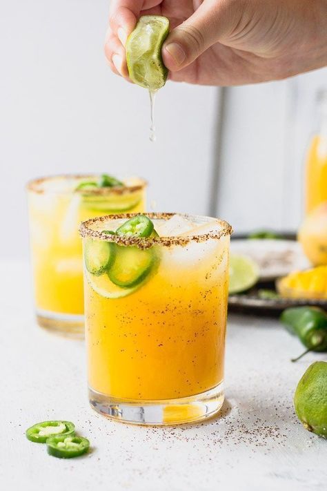 Cheers with a Spicy Mango Jalapeno Margarita - such an easy recipe! | Fork in the Kitchen Spicy Mango Margarita, Mango Jalapeno Margarita, Mango Margarita Recipe, Jalapeno Margarita, Mango Margarita, Refreshing Food, Easy Cocktails, Margarita Recipes, Alcohol Drink Recipes