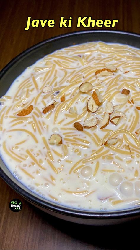 "Methe Jave" also known as Semiya Payasam, Vermicelli Kheer, Seviyan Kheer, and Java ki kheer Recipe. This is a sweet Indian dessert made with roasted vermicelli, milk, and sugar. It's a delicious treat often served during festivals and special occasions. Seviyan Kheer, Vermicelli Kheer Recipe, Semiya Payasam, Payasam Recipe, Kheer Recipe, Milk And Sugar, Indian Dessert, Indian Dessert Recipes, Indian Desserts