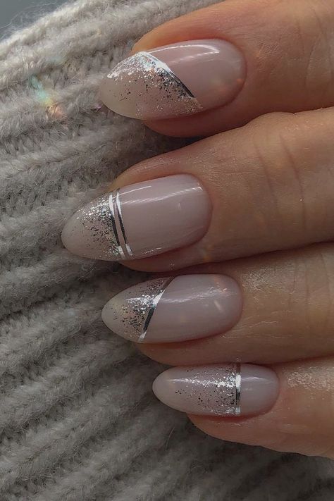 Winter Nails Ideas 2024, Silver Pattern Nails, Metalic Ombre Nails, Wedding Nail Arts, Fancy Silver Nails, Nude And Silver Nail Designs, Nail Art Designs Silver, Silver And Nude Nails, Winter Nails Silver