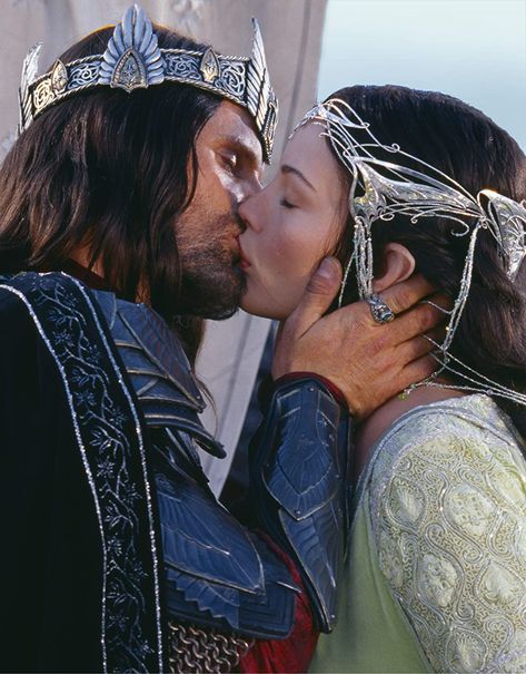 Aragorn And Arwen, Viggo Mortensen, Into The West, Septième Art, Idee Cosplay, Fellowship Of The Ring, Liv Tyler, Jrr Tolkien, Gandalf