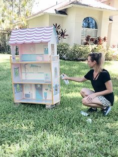 Barbie Dollhouse Makeover Diy, Revamp Dolls House, Kidkraft Barbie House Makeover, Barbie House Renovation, Dolls House Makeover Diy, Wood Doll House Makeover, How To Paint A Doll House, Barbie House Makeover Diy, Diy Doll House Makeover