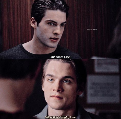 Theo X Liam, Teen Wolf Script, Teen Wolf Scenes, Teen Wolf Art, Teen Wolf Ships, Teen Wolf Quotes, Looking At Each Other, Wolf Children, Teen Wolf Memes