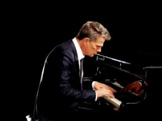 The Power of Music Play It Again Sam, David Foster, Power Of Music, A Night At The Opera, Wynn Las Vegas, Vegas Shows, Heart Songs, Classic Music, Unspoken Words