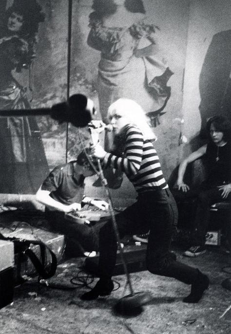 New York's 1970s Punk Rock Scene in Photos | Time Cbgb New York, Ny Party, Punk Magazine, 1970s Punk, Blondie Poster, Flower People, Chris Stein, Rock History, Joey Ramone