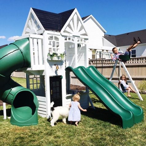 Paint Playhouse, Playset Makeover, Outside Playhouse, Backyard Playset, Play Area Backyard, Playhouse Plans, Backyard Playhouse, Build A Playhouse, Playhouse Outdoor