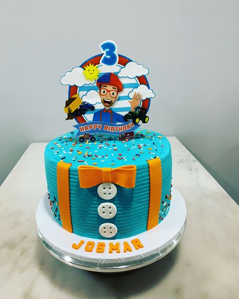 Blippi Birthday Cake, Blippi Party, Heart Birthday Cake, Donut Birthday Parties, 2 Birthday Cake, Birthday Party Cake, Cakes For Boys, 4th Birthday Parties, Boy Birthday Party