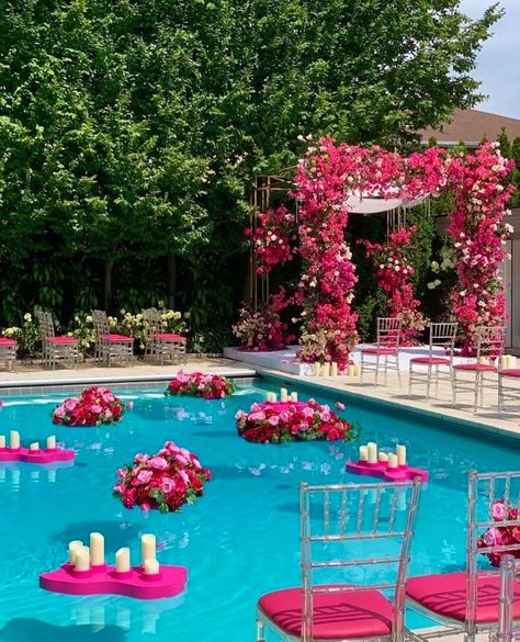 Tag a bride-to-be who would love an intimate wedding mandap set up like this! #khushmag #khushwedding #khushmagazine ⁣⁠⁣⁠⁣⁠⁣⁠⁣⁠⁣⁠ @engineeredarts @table.of.contents⁣ #decor #mandap #weddingideas #weddinginspo Pink Chuppah, Poolside Wedding Ceremony, Floating Shelves Corner, Wedding Pool Party Decorations, Pool Wedding Decorations, Modern Wall Shelves, Shelves Design Ideas, Shelves Corner, Wedding Pool Party