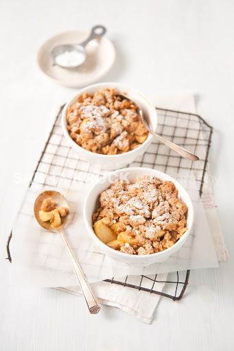 Spoonful: A date with some cows and a romp in the woods (oh - and apple crisp) Crumble Photography, Best Things In Life, Apple Crumble, Sweet Tarts, Breakfast Dessert, Apple Crisp, Eat Dessert, Fruit Desserts, Photographing Food