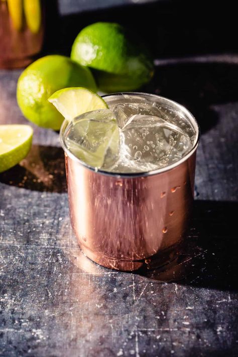 The Moscow Mule. A classic cocktail made with vodka, ginger beer, and lime served in copper mugs. Refreshing and delicious! Cocktails Made With Vodka, Moscow Mule Cocktail, Mule Cocktail, Citrus Squeezer, Restaurant Specials, Tiki Cocktails, Apt Ideas, Creative Cocktail, Copper Mugs