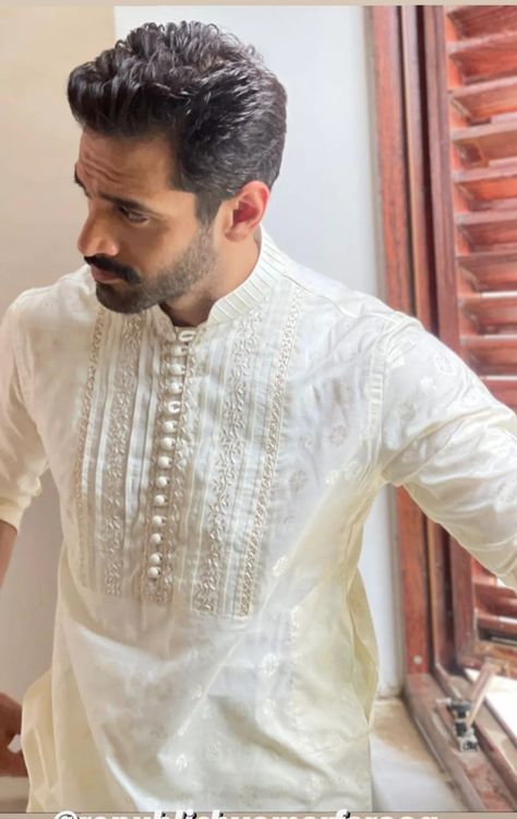 Wahaj Ali Kurta Design, Wahaj Ali Pics, Pakistani Wallpaper, Indian Wedding Clothes For Men, Hiar Style, Boys Kurta Design, Wedding Kurta For Men, Kurta Pajama Men, Stylish Men Wear