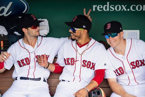 Classic. ✌️ #baseballplayoffs Red Socks Outfit, Red Sox Outfit, Baseball Game Outfit, Baseball Camp, Andrew Benintendi, Socks Outfit, Red Sox Nation, Red Socks, Red Socks Fan